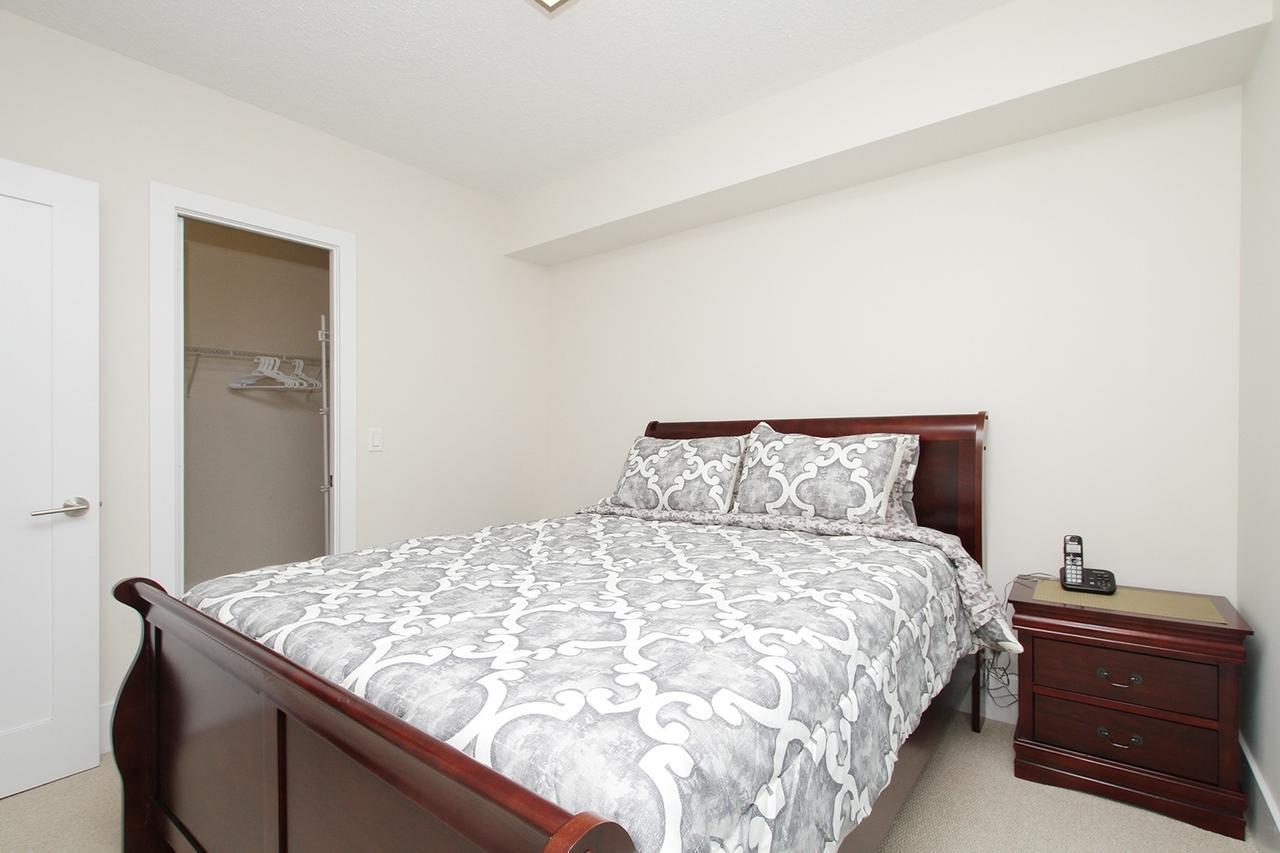 Napa Furnished Suites At Cn Tower & Maple Leaf Square Toronto Buitenkant foto
