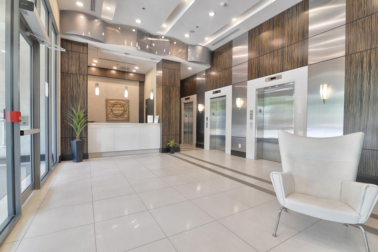 Napa Furnished Suites At Cn Tower & Maple Leaf Square Toronto Buitenkant foto