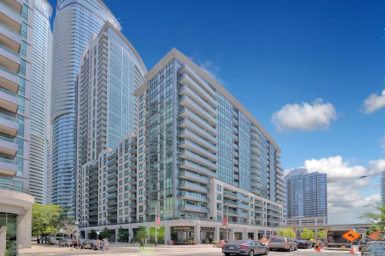 Napa Furnished Suites At Cn Tower & Maple Leaf Square Toronto Buitenkant foto