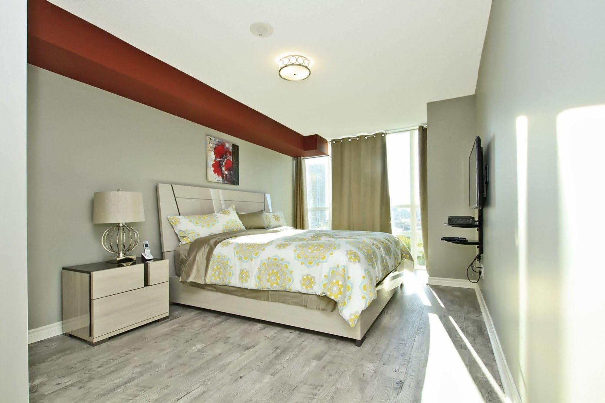 Napa Furnished Suites At Cn Tower & Maple Leaf Square Toronto Buitenkant foto